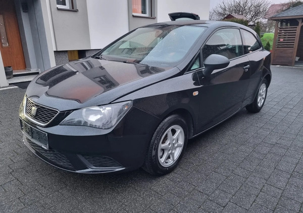 Seat Ibiza cena 17900 przebieg: 137000, rok produkcji 2012 z Wałcz małe 407